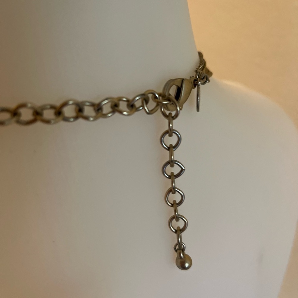 467. CHICO’S LAYERED DOUBLE STRAND STATEMENT NECKLACE - Picture 4 of 4